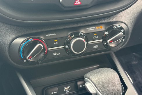 Used 2020 Kia Soul LX image 17
