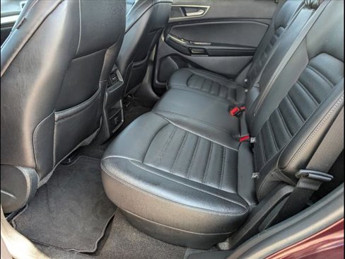 Used 2020 Ford Edge SEL image 12