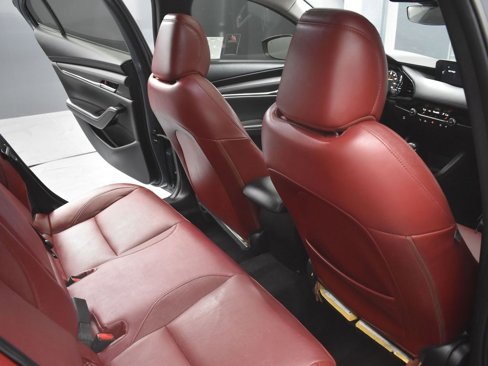 Used 2022 MAZDA MAZDA3 s image 17