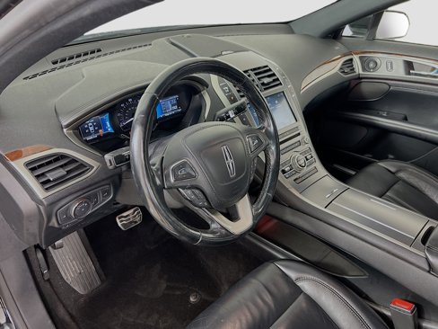 Used 2019 Lincoln MKZ Reserve w/ Reserve Plus Package image 9