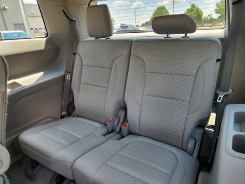 Used 2019 GMC Acadia SLE w/ Driver Alert Package I image 9