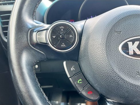 Used 2016 Kia Soul ! image 32