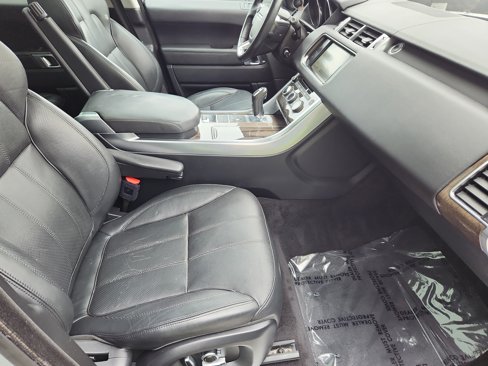 Used 2016 Land Rover Range Rover Sport HSE image 3