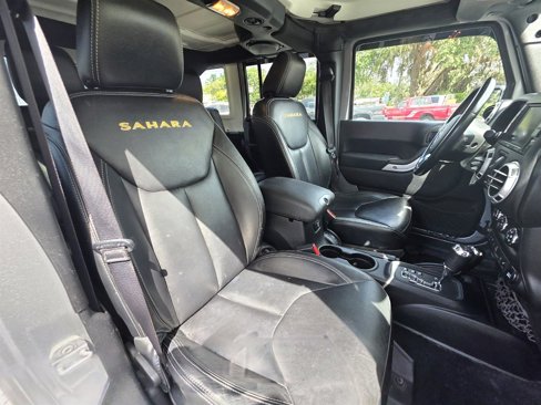 Used 2014 Jeep Wrangler Unlimited Sahara w/ Dual Top Group image 27