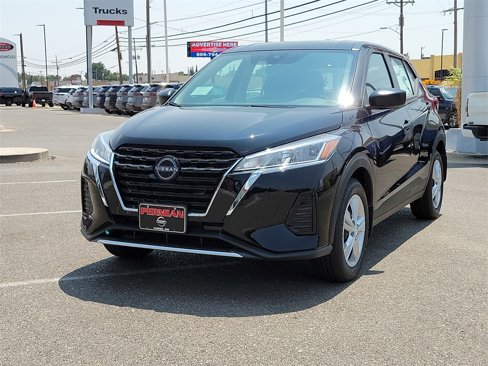 New 2024 Nissan Kicks S image 4