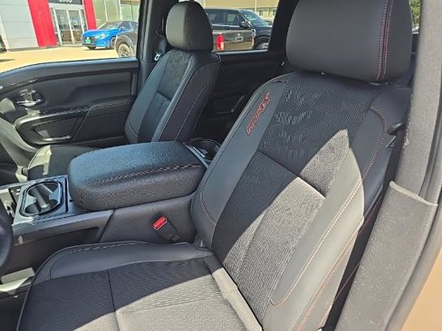 Certified 2024 Nissan Titan PRO-4X w/ Pro-4x Utility Package image 9