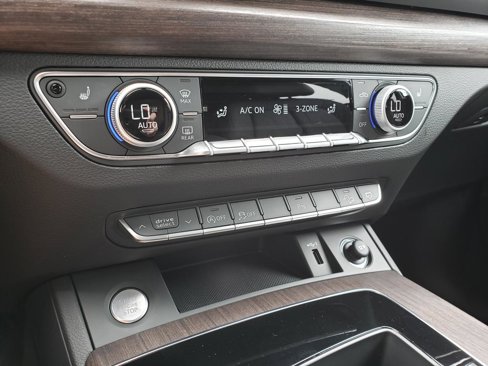 Used 2025 Audi Q5 2.0T Premium image 23