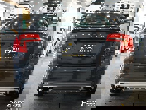 Used 2016 Volvo S60 T5 Premier image 5