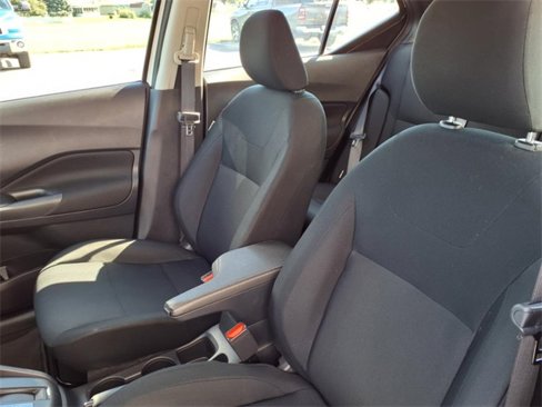 Used 2024 Nissan Kicks S image 13