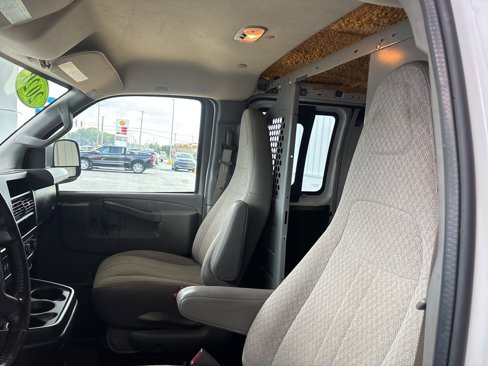 Used 2020 Chevrolet Express 2500 w/ Driver Convenience Package image 12