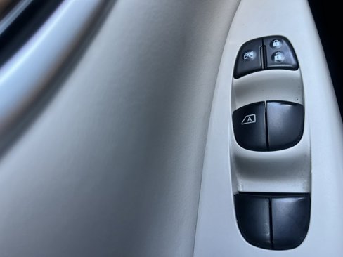 Used 2015 Nissan Sentra SL image 20