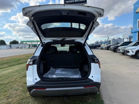 New 2026 Chevrolet Equinox LT w/ Convenience Package II image 11