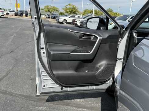 Used 2023 Toyota RAV4 LE image 20