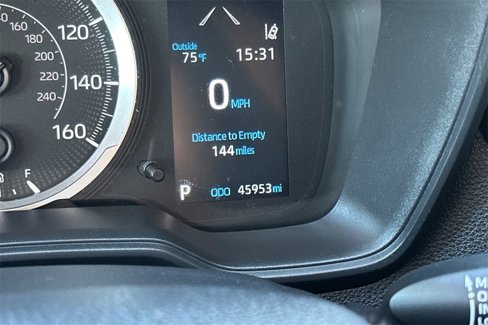 Certified 2022 Toyota Corolla LE image 27