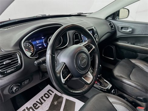 Used 2018 Jeep Compass Limited w/ Navigation Group image 9