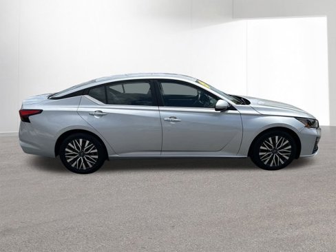 Certified 2023 Nissan Altima 2.5 SV image 33