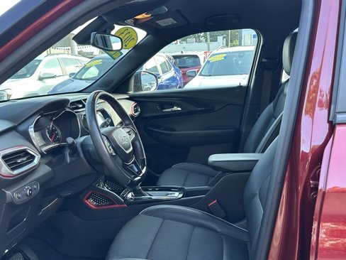 Used 2023 Chevrolet TrailBlazer RS w/ Technology Package image 15
