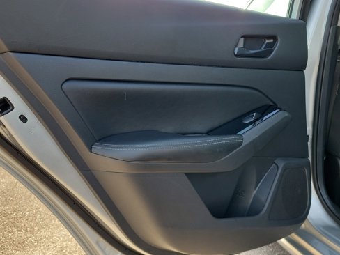 Certified 2023 Nissan Altima 2.5 SV image 11