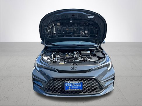 Certified 2025 Toyota Corolla SE image 5