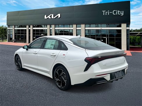 New 2025 Kia K5 GT-Line image 3