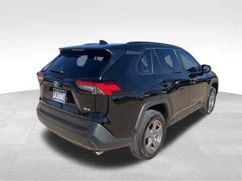 Used 2024 Toyota RAV4 XLE image 7