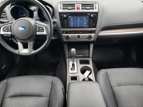 Used 2017 Subaru Outback 3.6R Limited image 23