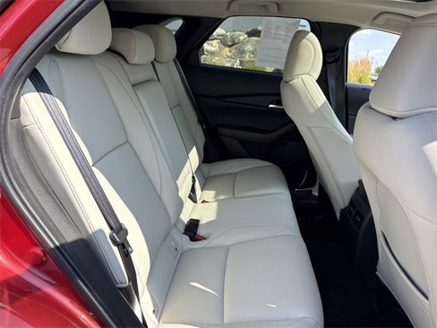 Used 2022 MAZDA CX-30 AWD 2.5 S w/ Premium Package image 14