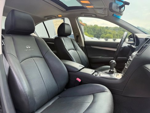 Used 2013 INFINITI G37 x Sedan w/ Premium Pkg image 21