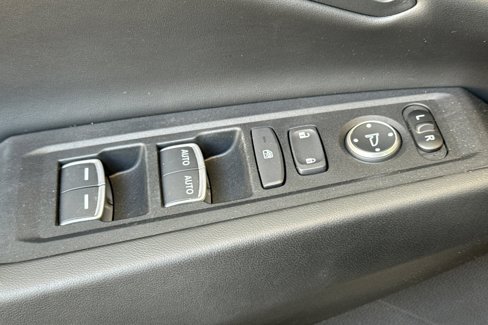 Used 2024 Honda Accord EX image 11