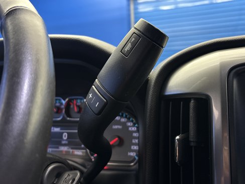 Used 2018 Chevrolet Silverado 1500 LT w/ All Star Edition image 21