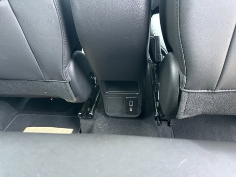 Used 2024 Buick Encore GX Sport Touring image 12