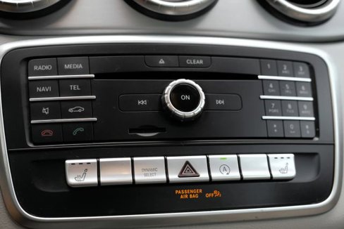 Used 2018 Mercedes-Benz CLA 250 4MATIC image 33