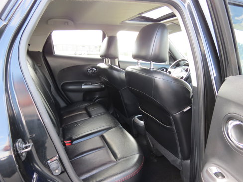 Used 2011 Nissan Juke SL w/ Chrome Pkg image 32