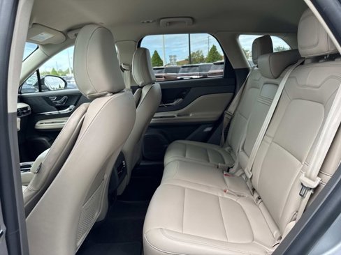 Used 2021 Lincoln Corsair FWD image 18