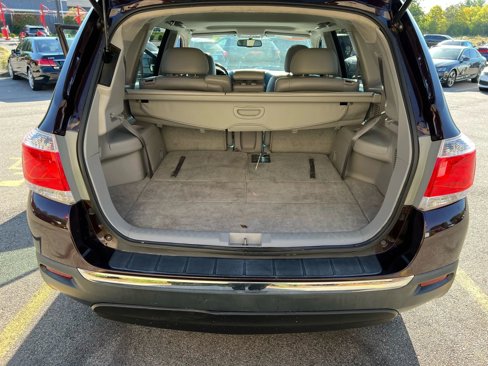 Used 2013 Toyota Highlander SE image 27