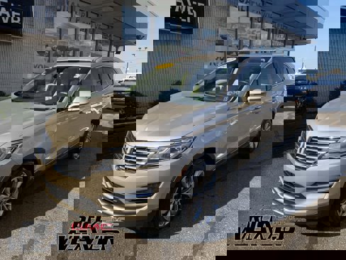 Used 2017 Lincoln MKC Select w/ Select Plus Package image 1