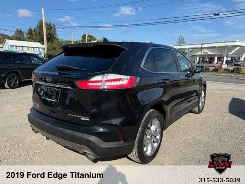 Used 2019 Ford Edge Titanium w/ Equipment Group 301A image 5
