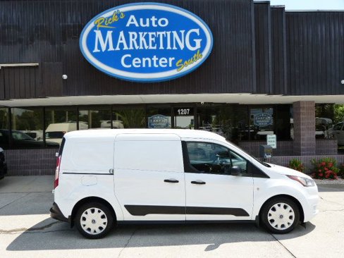 Used 2020 Ford Transit Connect XLT image 4