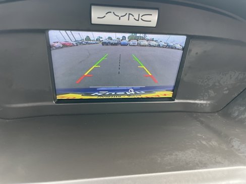 Used 2016 Ford Escape SE w/ SE Cold Weather Package image 21