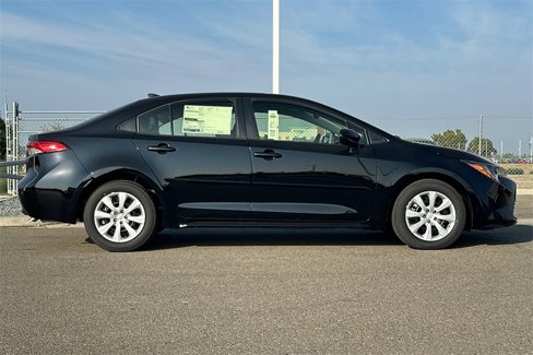 New 2026 Toyota Corolla LE image 3