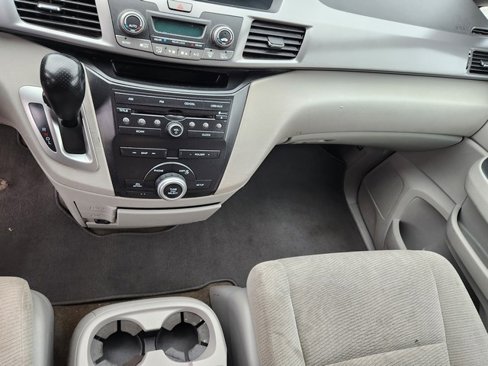 Used 2013 Honda Odyssey EX image 13