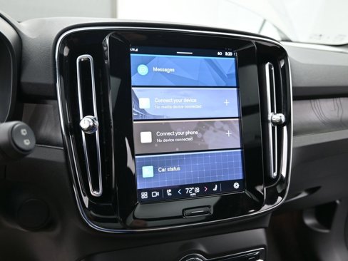 Certified 2023 Volvo XC40 Recharge Ultimate image 23
