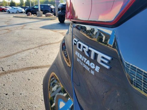 Used 2023 Kia Forte LXS image 24