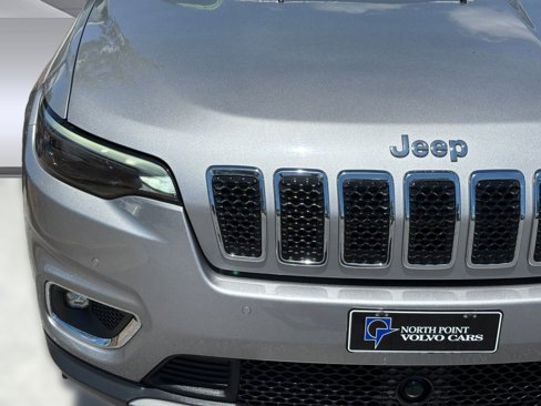 Used 2019 Jeep Cherokee Limited w/ Luxury Group image 11
