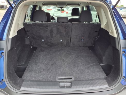 Used 2022 Nissan Rogue SV image 12