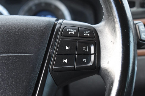 Used 2010 Volvo XC70 3.2 image 21