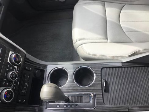 Used 2014 Chevrolet Traverse LTZ image 19