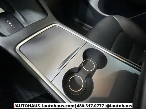 Used 2024 Tesla Model Y Long Range image 39