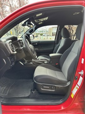Used 2022 Toyota Tacoma SR5 image 16