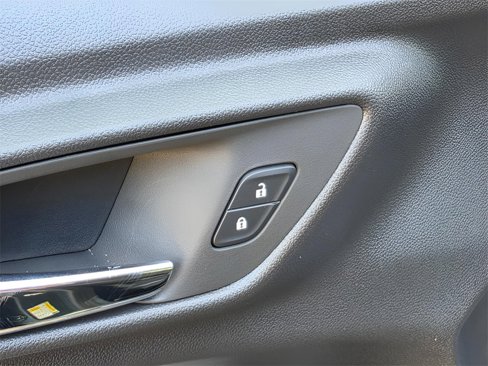 New 2025 Chevrolet Trax LT w/ Driver Confidence Package image 17